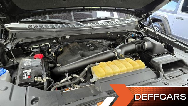 Lincoln NAVIGATOR 3.5L купить на сайте DeffCars