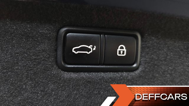 Genesis G70 2.0T Elite купить на сайте DeffCars