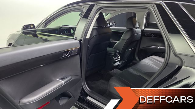 Hyundai GRANDEUR 2,5 Gasoline 2WD Premium купить на сайте DeffCars