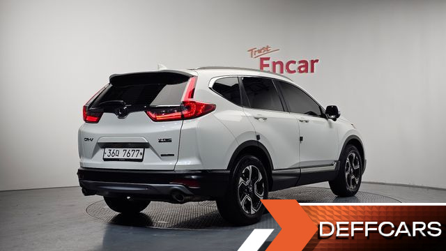 Honda CR-V 1.5 Touring 4WD купить на сайте DeffCars