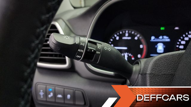 Kia CARNIVAL Gasoline 7-Seater Hi-Limousine Signature купить на сайте DeffCars