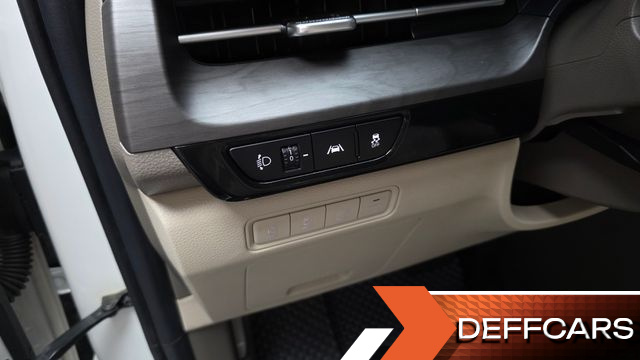 Kia CARNIVAL Diesel 9-Seater Noblesse купить на сайте DeffCars