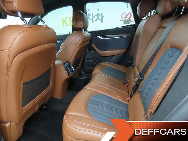Maserati LEVANTE 3.0 AWD GranLusso купить на сайте DeffCars