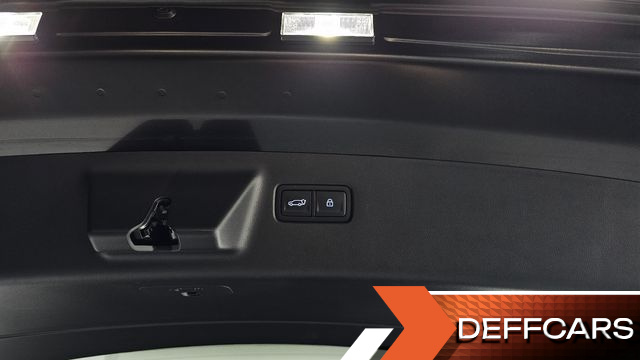 Hyundai SANTAFE HEV 1.6 4WD H Pick купить на сайте DeffCars