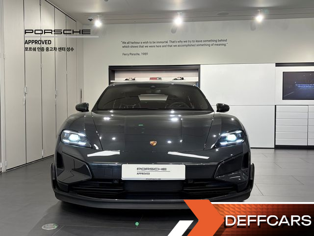 Porsche TAYCAN Turbo GT Weissach pack купить на сайте DeffCars