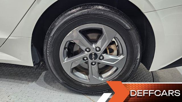 Kia K5 2.0 LPI(Renter car) Strandard купить на сайте DeffCars