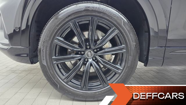 Audi Q8 55 TFSI Quattro Premium купить на сайте DeffCars