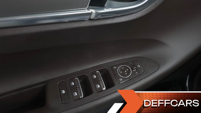 Hyundai GRANDEUR Premium купить на сайте DeffCars
