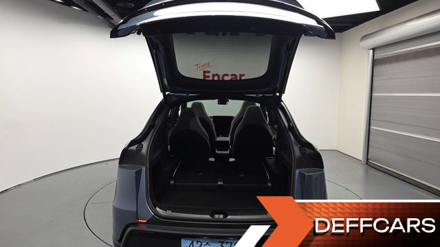 Tesla MODEL Y L Long Range AWD купить на сайте DeffCars