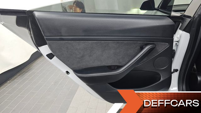 Tesla MODEL 3 Long Range AWD купить на сайте DeffCars