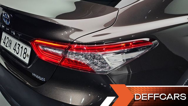 Toyota CAMRY 2.5 XLE Hybrid купить на сайте DeffCars
