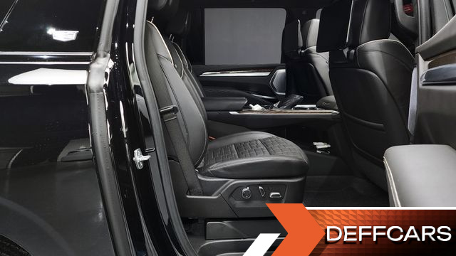 Cadillac ESCALADE 6.2 ESV ESV Sports Platinum купить на сайте DeffCars