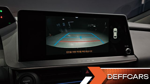 Toyota PRIUS 2.0 XLE AWD купить на сайте DeffCars