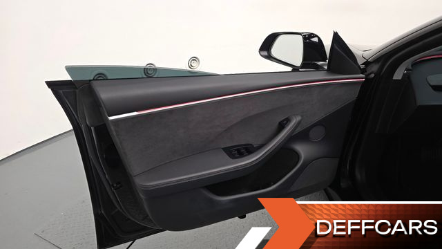 Tesla MODEL 3 Long Range AWD купить на сайте DeffCars
