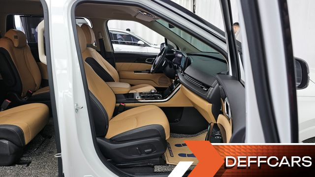 Kia CARNIVAL Gasoline 9-Seater Signature купить на сайте DeffCars