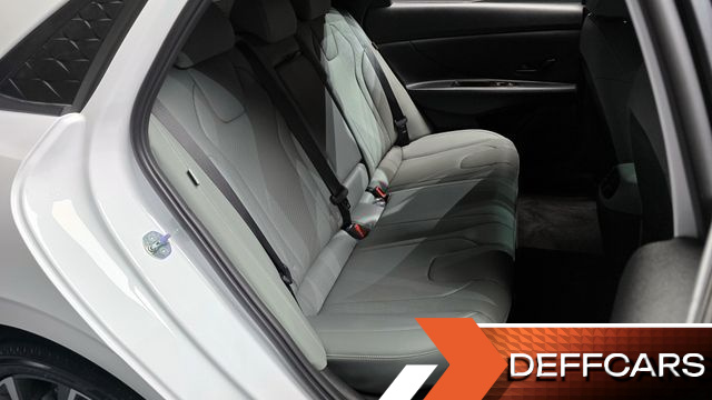 Hyundai AVANTE 1.6 Inspiration купить на сайте DeffCars