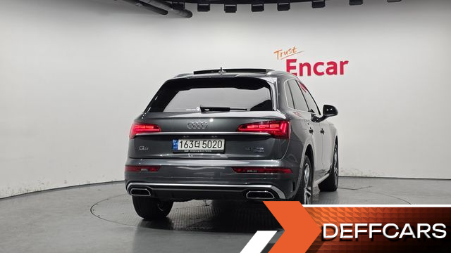 Audi Q5 45 TFSI Quattro Premium купить на сайте DeffCars