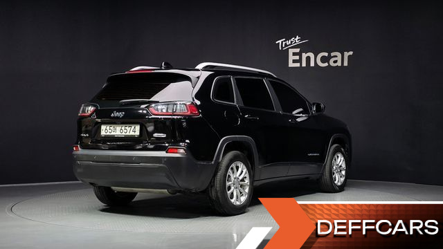 Jeep CHEROKEE 2.4 Longitude High AWD купить на сайте DeffCars