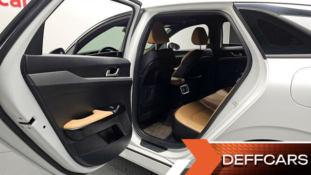 Kia K5 2.0 Prestige купить на сайте DeffCars
