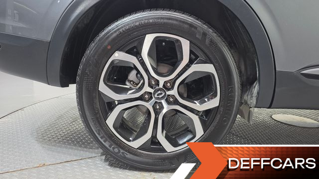 Renault-KoreaSamsung XM3 1.6 E-TECH Inspire e-shifter купить на сайте DeffCars