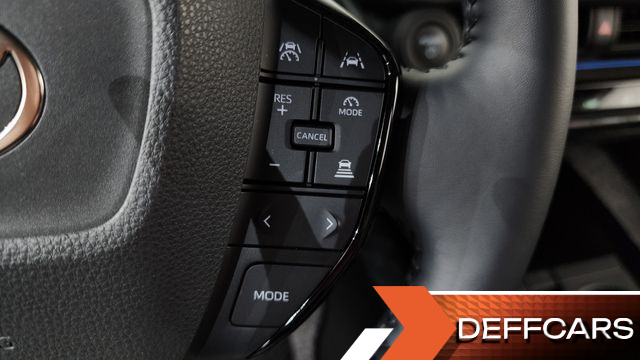 Toyota PRIUS 2.0 XLE купить на сайте DeffCars
