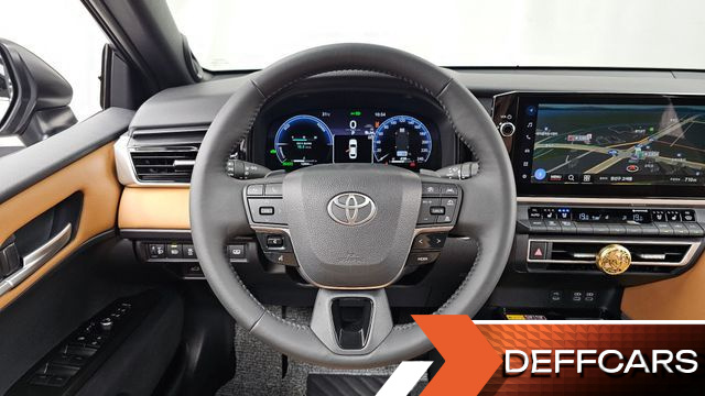 Toyota CAMRY 2.5 XLE Premium Hybrid купить на сайте DeffCars