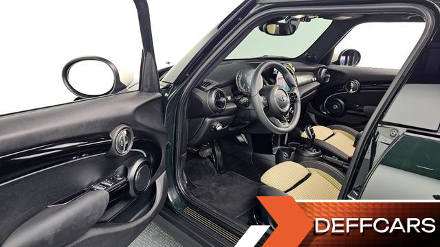 Mini COOPER 5Door Resolute Edition 3rd Gen купить на сайте DeffCars