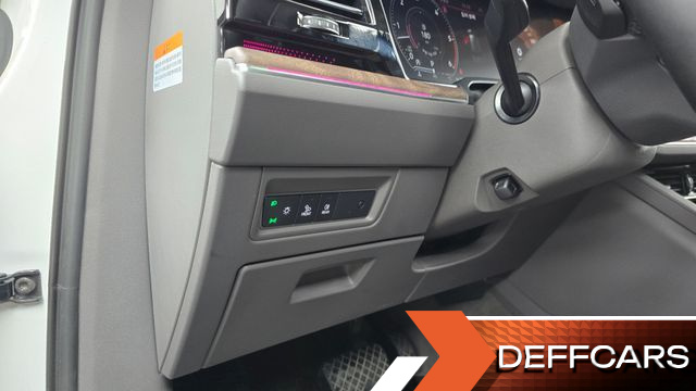 Volkswagen TOUAREG 3.0 TDI Prestige купить на сайте DeffCars