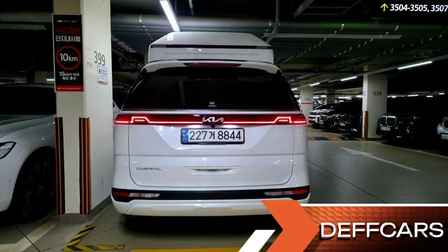 Kia CARNIVAL Gasoline 9-Seater Signature купить на сайте DeffCars