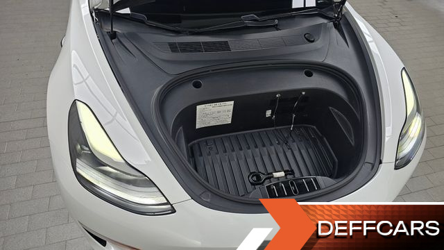 Tesla MODEL 3 Standard Range Plue RWD купить на сайте DeffCars