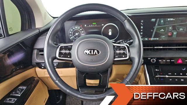 Kia CARNIVAL Gasoline 9-Seater Signature купить на сайте DeffCars