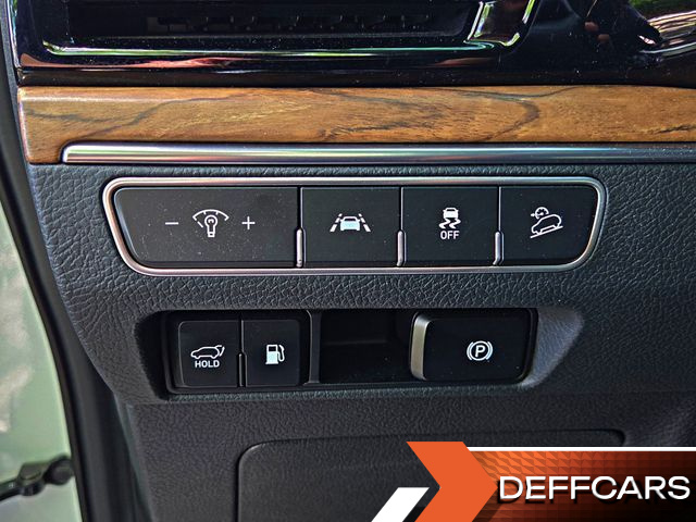 Kia MOHAVE Diesel 3.0 4WD 6-Seater Masters купить на сайте DeffCars