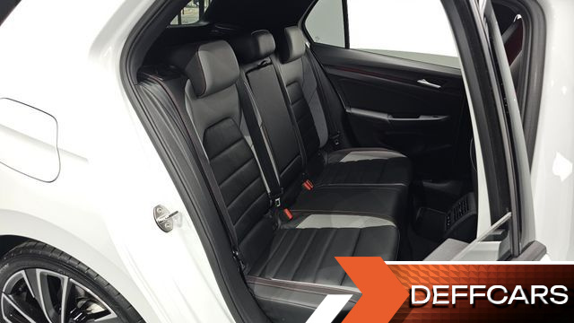 Volkswagen GOLF 2.0 GTI купить на сайте DeffCars