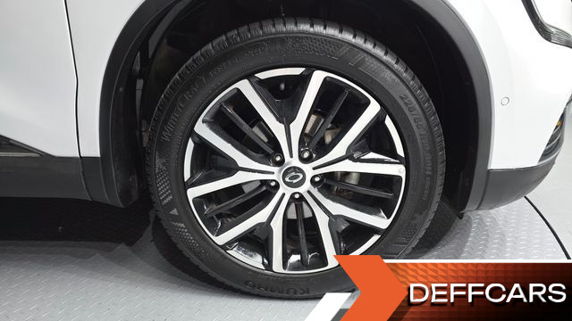 Renault-KoreaSamsung QM6 2.0 LPe RE Signature 2WD купить на сайте DeffCars