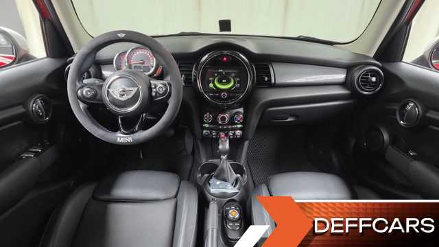 Mini COOPER 5Door Standard 3rd купить на сайте DeffCars