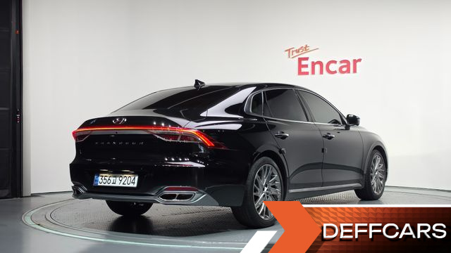 Hyundai GRANDEUR 3.3 Calligraphy купить на сайте DeffCars