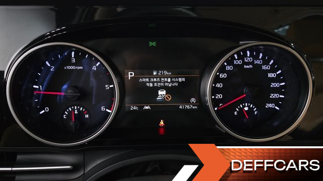 Kia CARNIVAL Diesel 9-Seater Prestige купить на сайте DeffCars