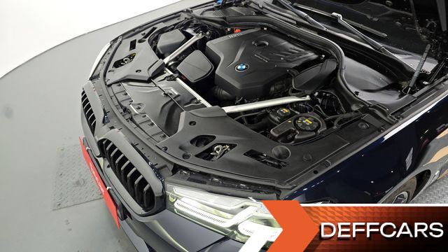 BMW 5-SERIES 520i M Sport купить на сайте DeffCars