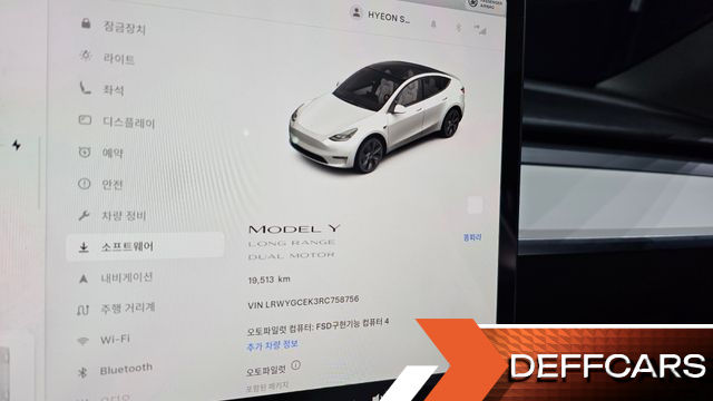 Tesla MODEL Y Long Range AWD купить на сайте DeffCars