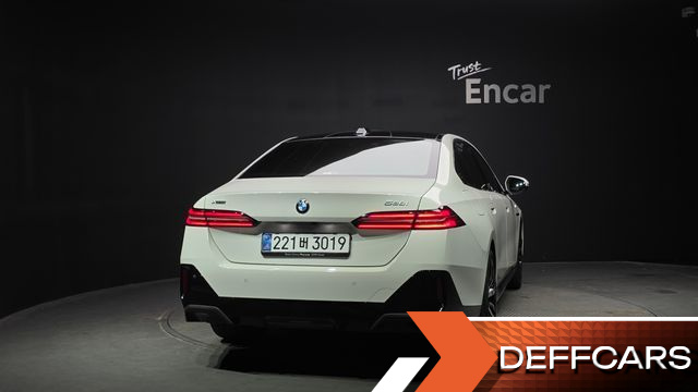 BMW 5-SERIES 530i xDrive M Sport купить на сайте DeffCars