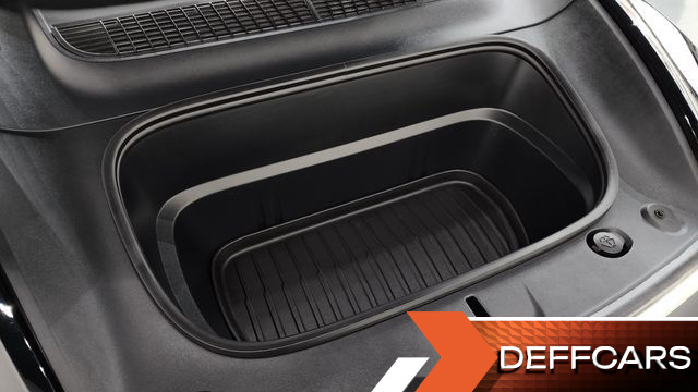 Tesla MODEL Y L Long Range AWD купить на сайте DeffCars