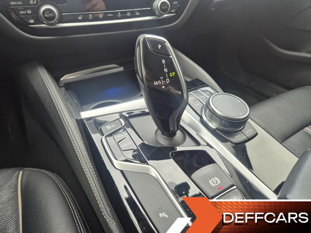 BMW 5-SERIES 520i Luxury купить на сайте DeffCars