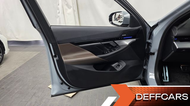BMW 5-SERIES 520i M Sport купить на сайте DeffCars