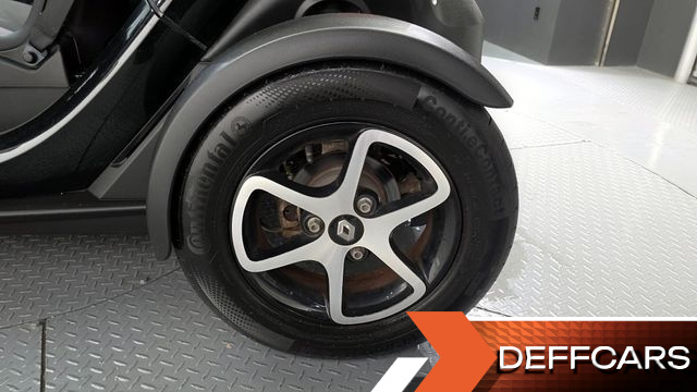 Renault-KoreaSamsung TWIZY Intens(2-seater) купить на сайте DeffCars