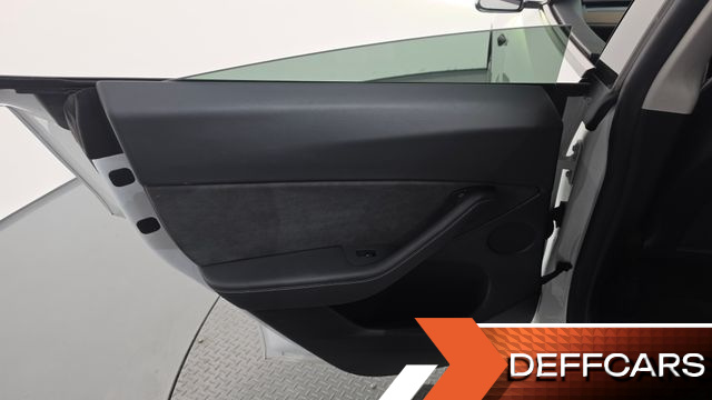 Tesla MODEL Y Long Range AWD купить на сайте DeffCars