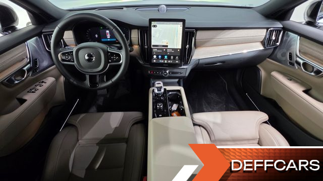 Volvo S90 B5 Ultra Dark купить на сайте DeffCars