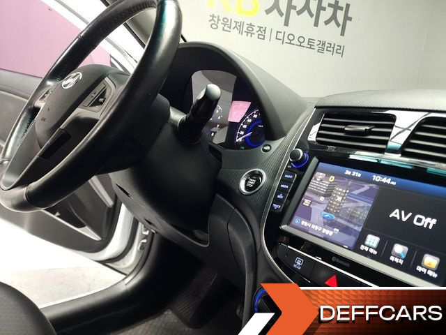 Hyundai ACCENT 1.4 VVT Modern купить на сайте DeffCars