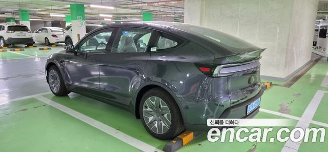 Tesla MODEL Y L Long Range AWD купить на сайте DeffCars