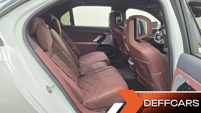 BMW 7-SERIES 740d xDrive M Sport купить на сайте DeffCars