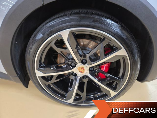 Porsche TAYCAN 4S Cross Turismo купить на сайте DeffCars
